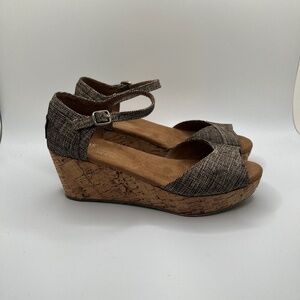 TOMS Women”s Brown Burlap Open Toe Ankle Strap Cork Wedge Plattform Sjoes Size 7